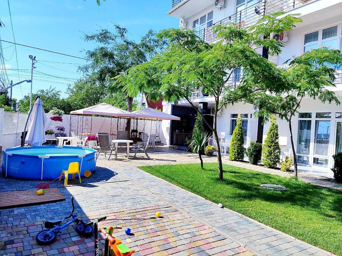 Zatokas Sun Club Hotel Buitenkant foto