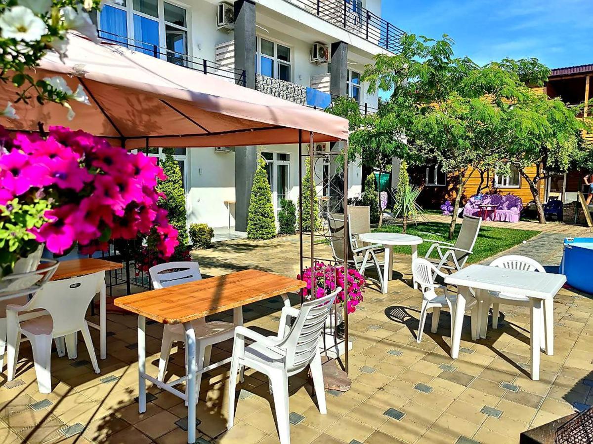 Zatokas Sun Club Hotel Buitenkant foto